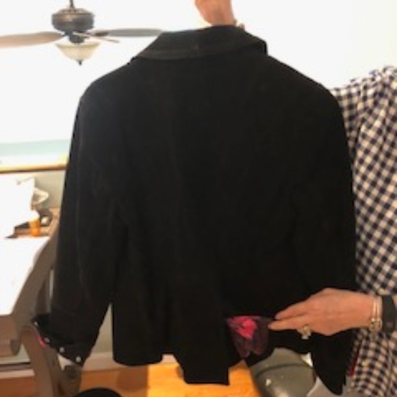 Motorcycle Suede Jacket stylish inside and out - Picture 5 of 5